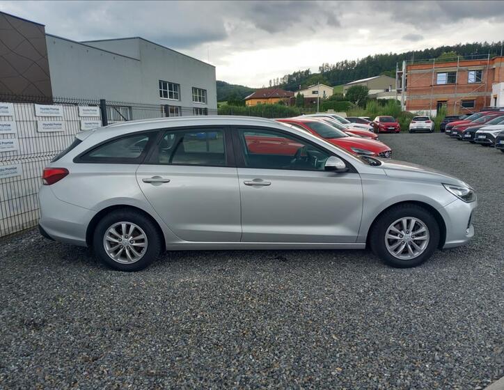 Hyundai i30 5
