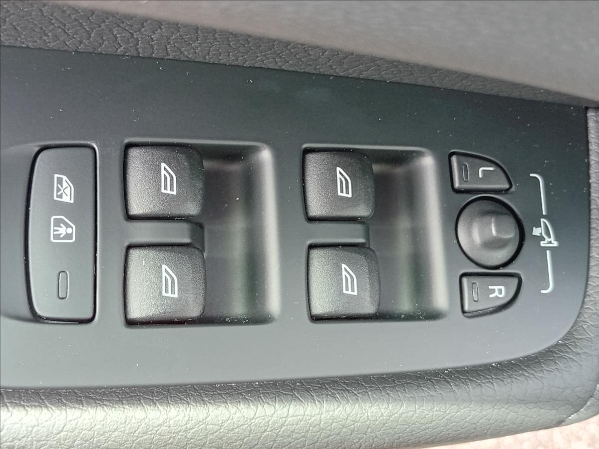 Volvo XC60 SUV 2,0 l 173 kw