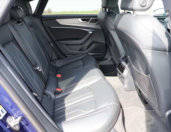 Audi S7 Hatchback 3,0 l 253 kw