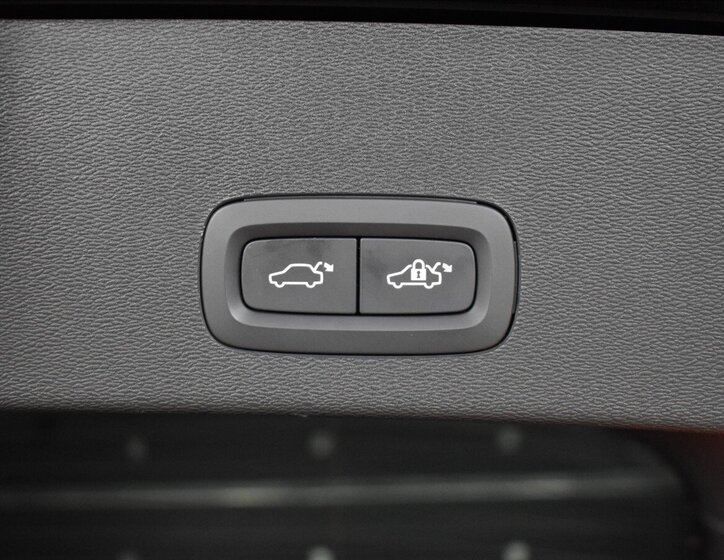 Volvo C40 SUV 0,0 325 kw