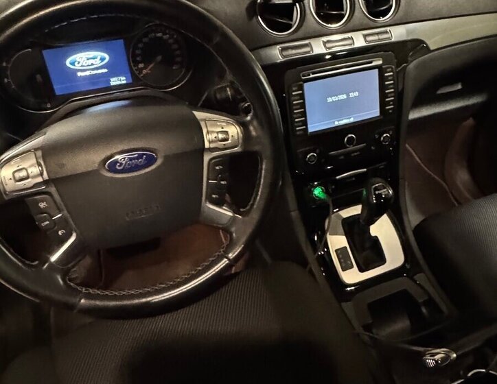 Ford S-MAX MPV 2,0 l 120 kw