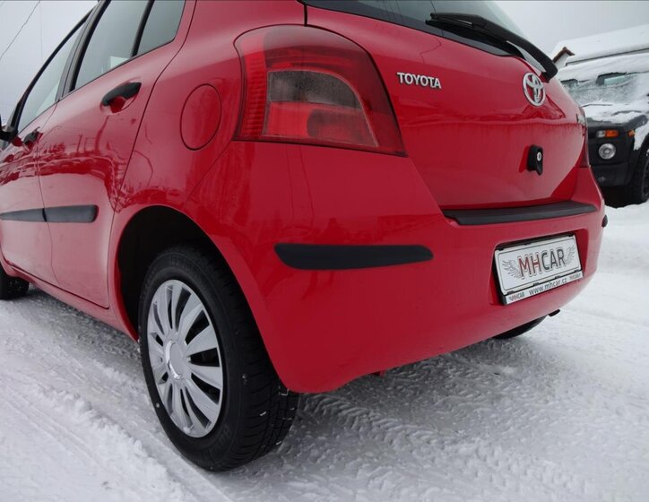 Toyota Yaris Hatchback 998,0 51 kw