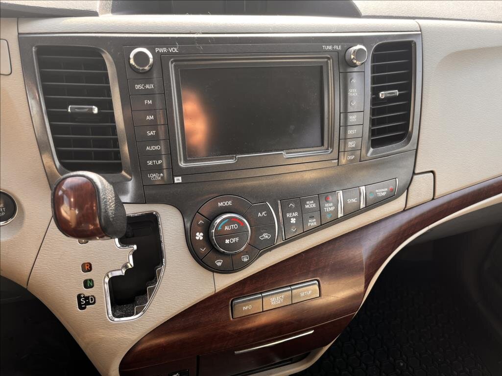 Toyota Sienna MPV 3,5 l 198 kw