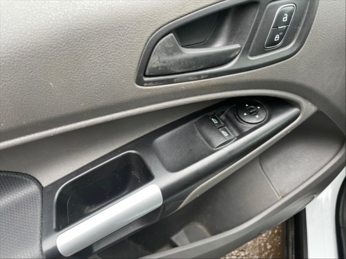 Ford Tourneo Connect Ostatní 1,5 l 73 kw