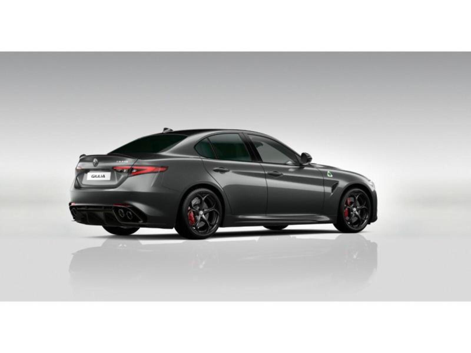Alfa Romeo Giulia 3