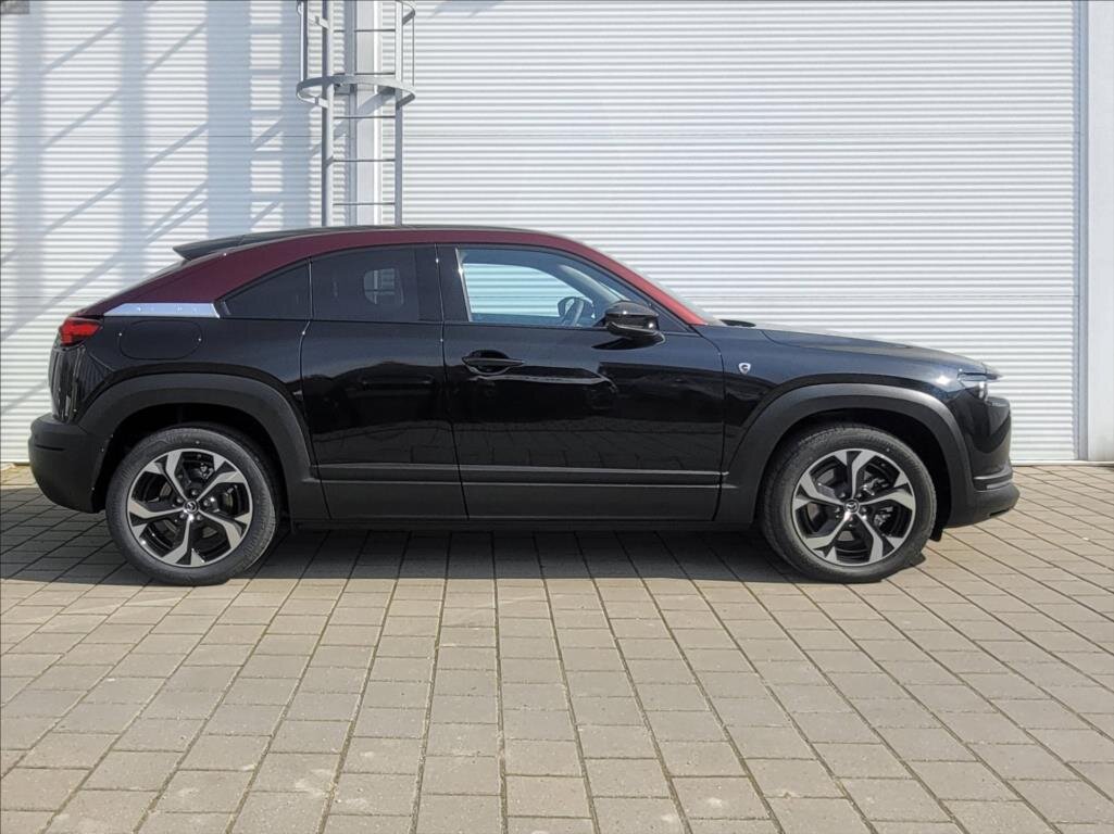 Mazda MX-30 Hatchback 829,0 125 kw