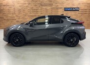 Toyota C-HR 2