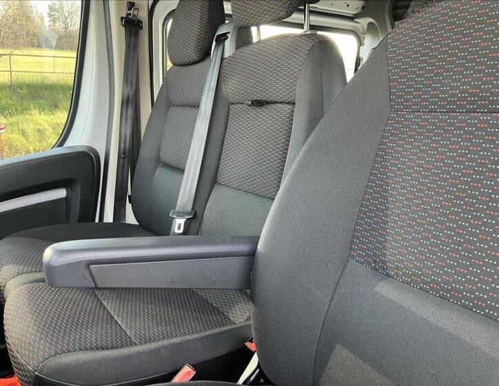 Opel Movano Skříň 2,2 l 103 kw