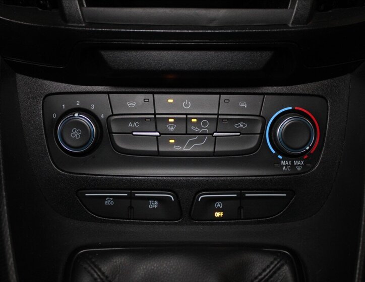 Ford Transit Connect 11