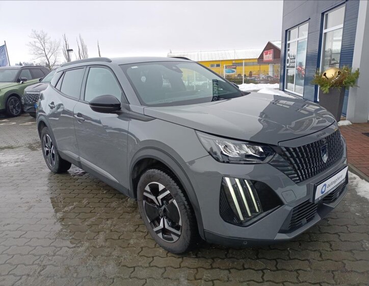 Peugeot 2008 SUV 1,2 l 96 kw