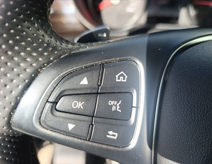Mercedes-Benz Třídy V MPV 2,1 l 140 kw