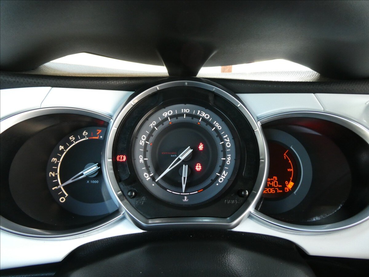 Citroën DS3 Hatchback 1,6 l 88 kw