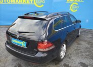 Volkswagen Golf Kombi 1,6 l 77 kw