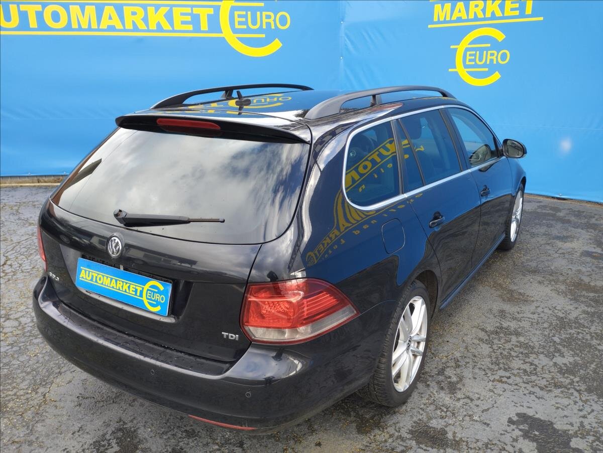 Volkswagen Golf Kombi 1,6 l 77 kw