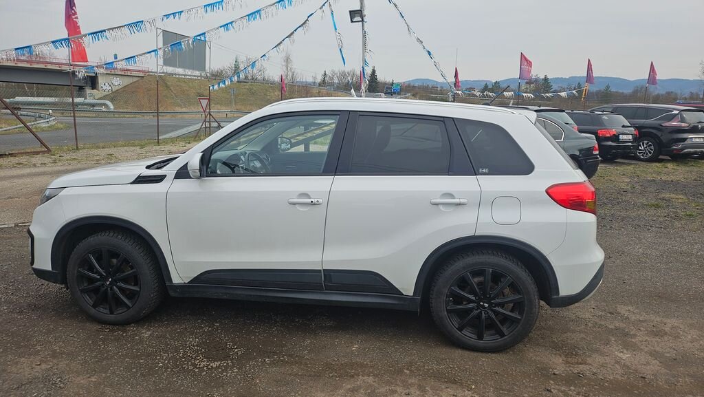 Suzuki Vitara SUV / Terénní 1,6 l 88 kw