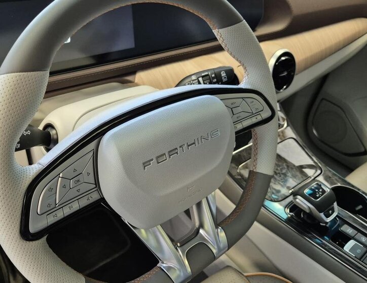 Dongfeng U-Tour MPV 1,5 l 130 kw