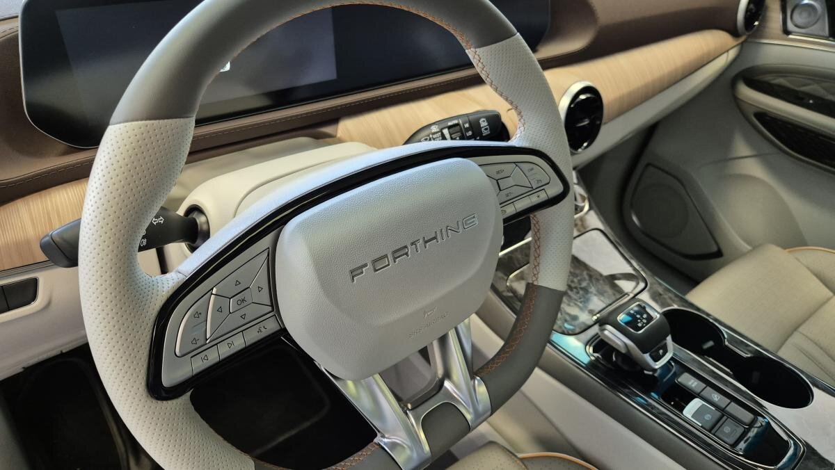 Dongfeng U-Tour MPV 1,5 l 130 kw