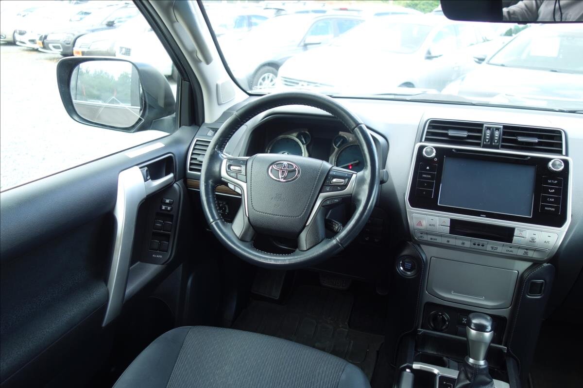 Toyota Land Cruiser SUV / Terénní 2,8 l 130 kw