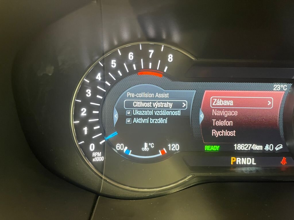 Ford S-MAX MPV 2,5 l 140 kw
