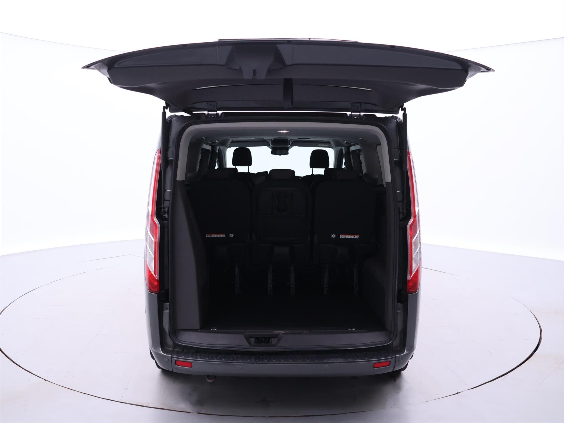 Ford Tourneo Custom Kombi 2,0 l 125 kw