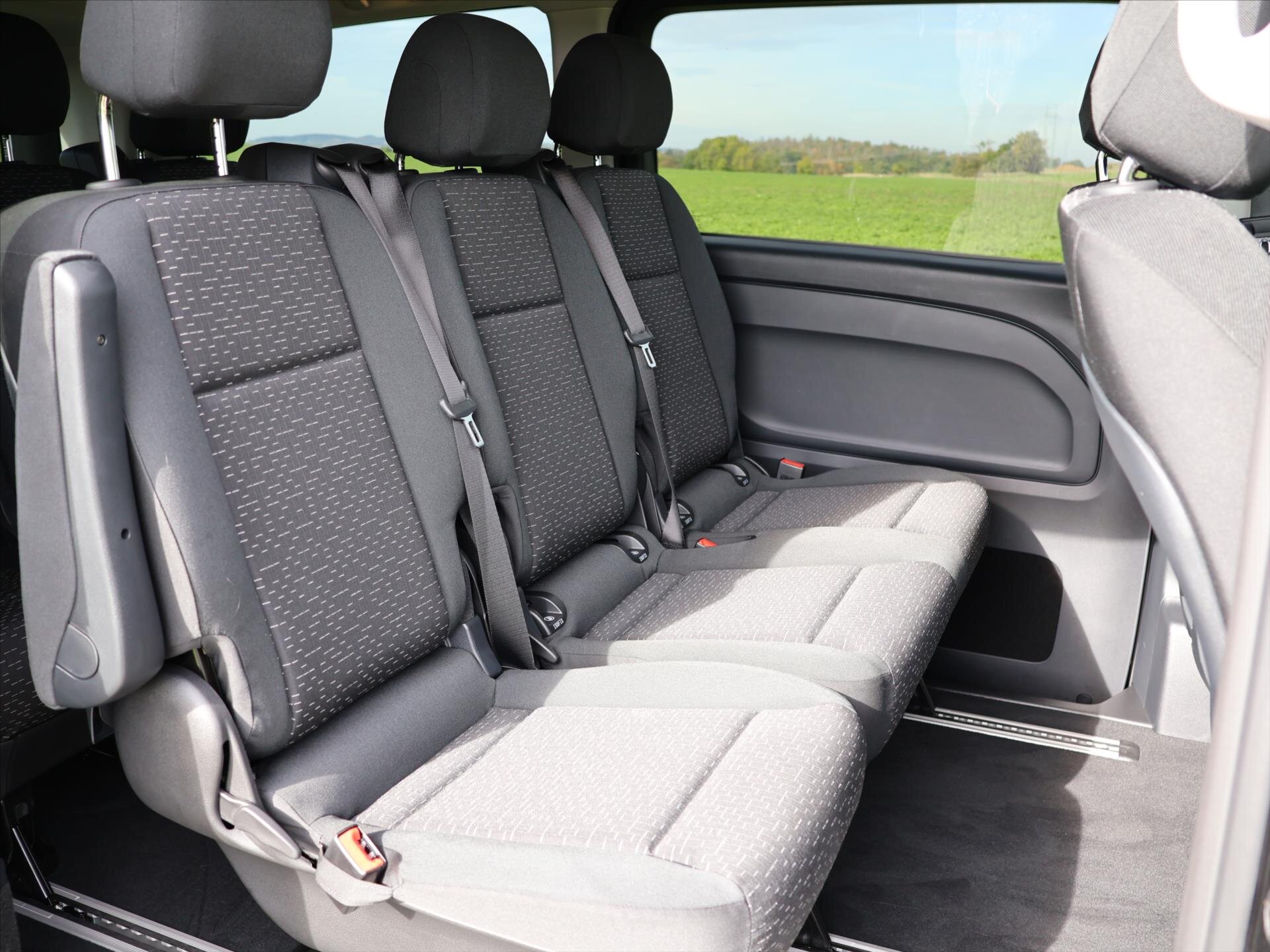 Mercedes-Benz Vito Kombi 2,0 l 174 kw