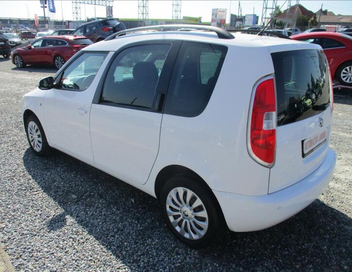 Škoda Roomster 7