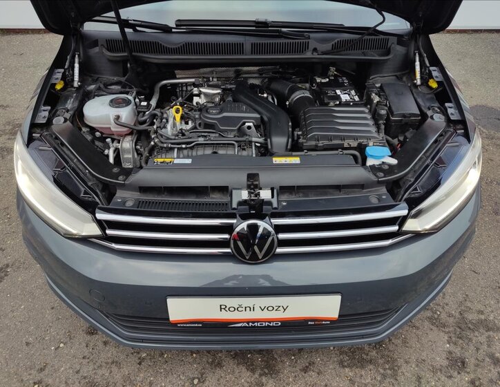 Volkswagen Touran MPV 1,5 l 110 kw