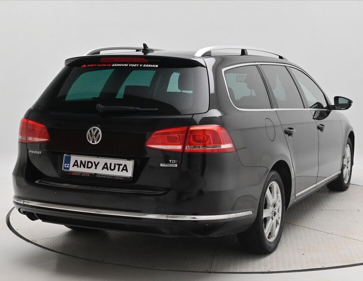 Volkswagen Passat Kombi 1,6 l 77 kw