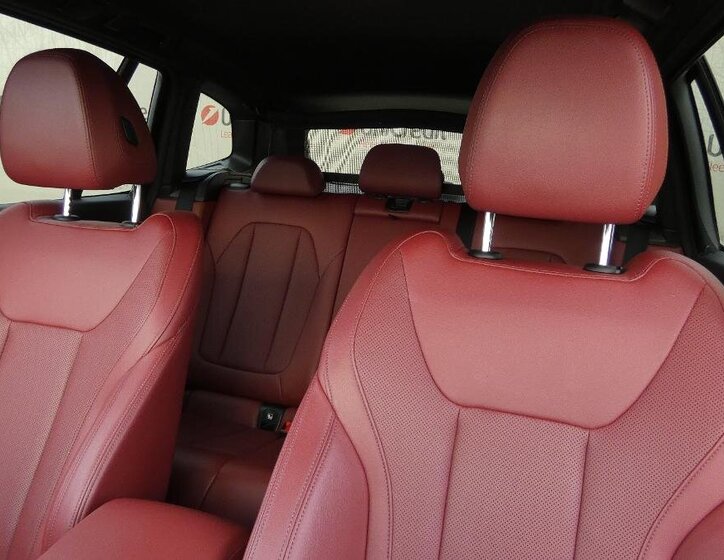 BMW X3 SUV / Terénní 2,0 l 140 kw