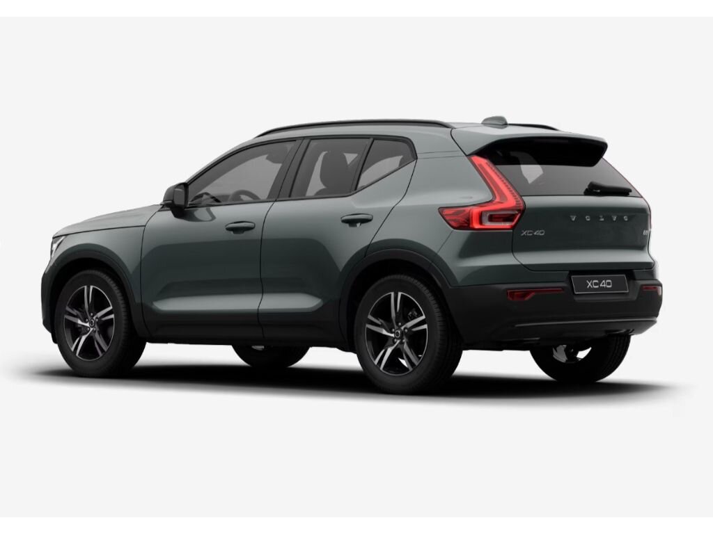 Volvo XC40 SUV / Terénní 2,0 l 120 kw