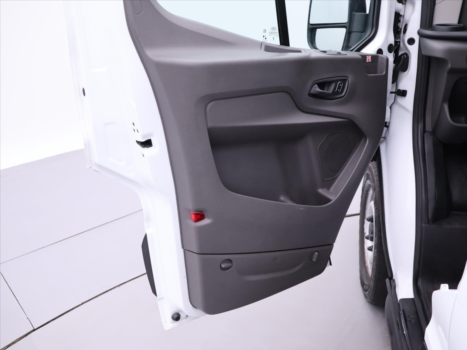 Ford Transit Ostatní 2,0 l 96 kw