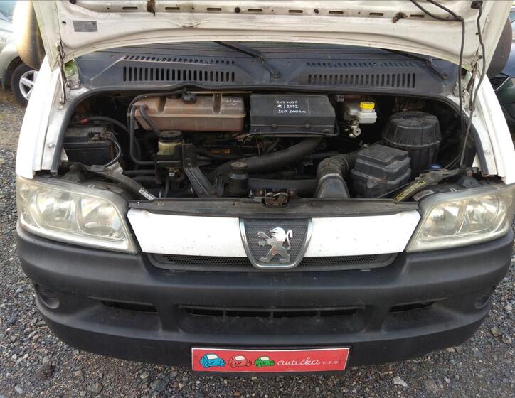 Peugeot Boxer 24
