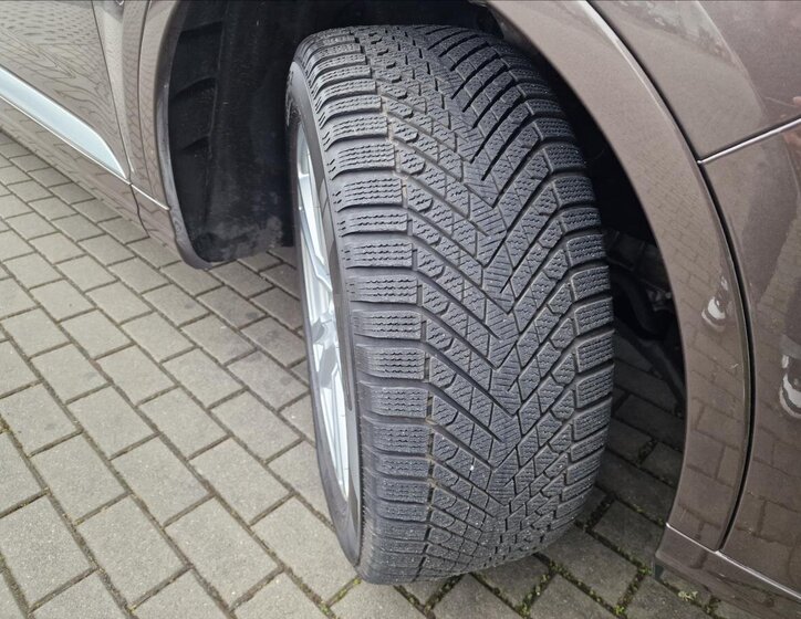 Audi Q7 SUV / Terénní 3,0 l 210 kw