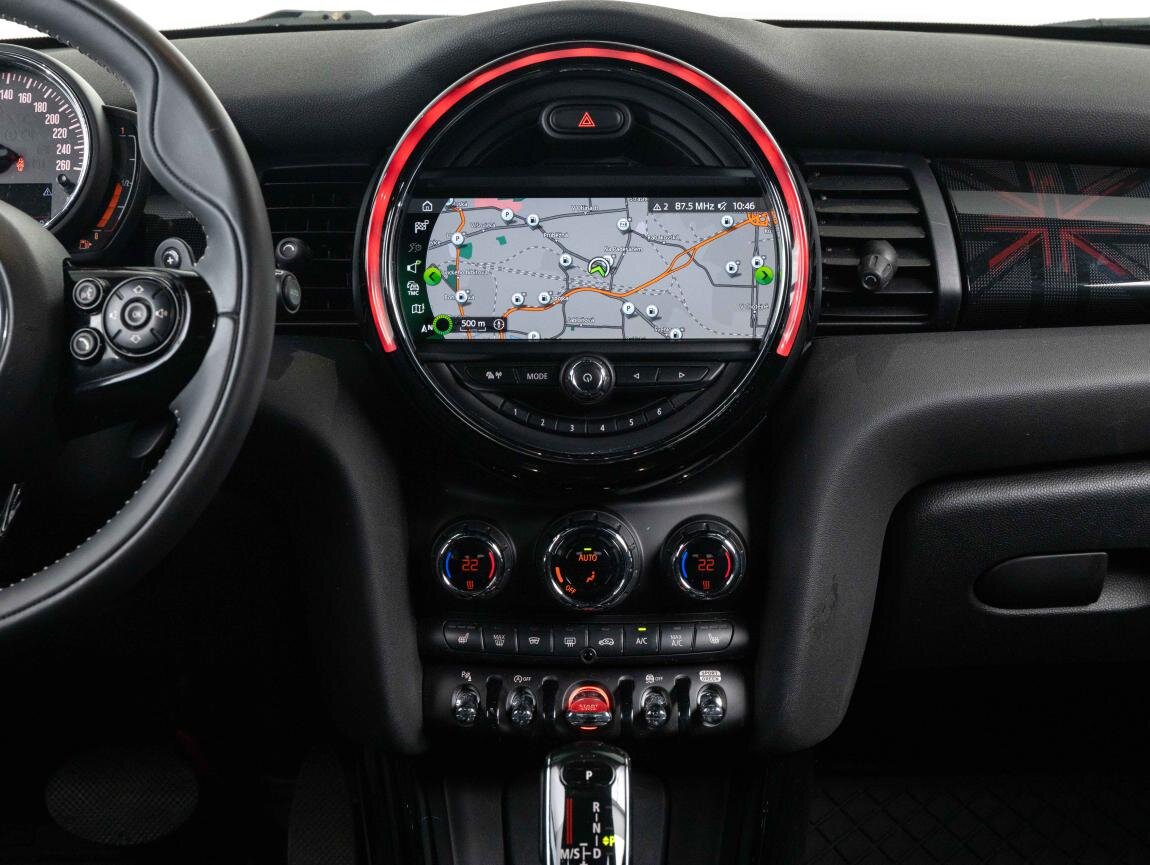 Mini Cooper Hatchback 2,0 l 141 kw