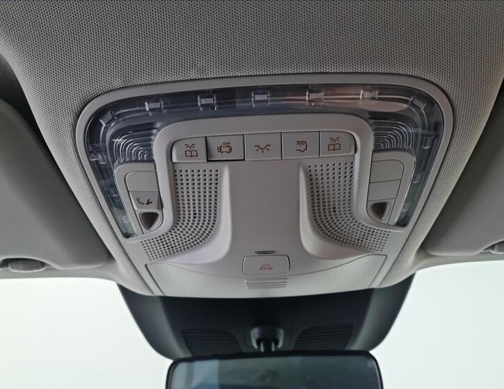 Mercedes-Benz Vito 18