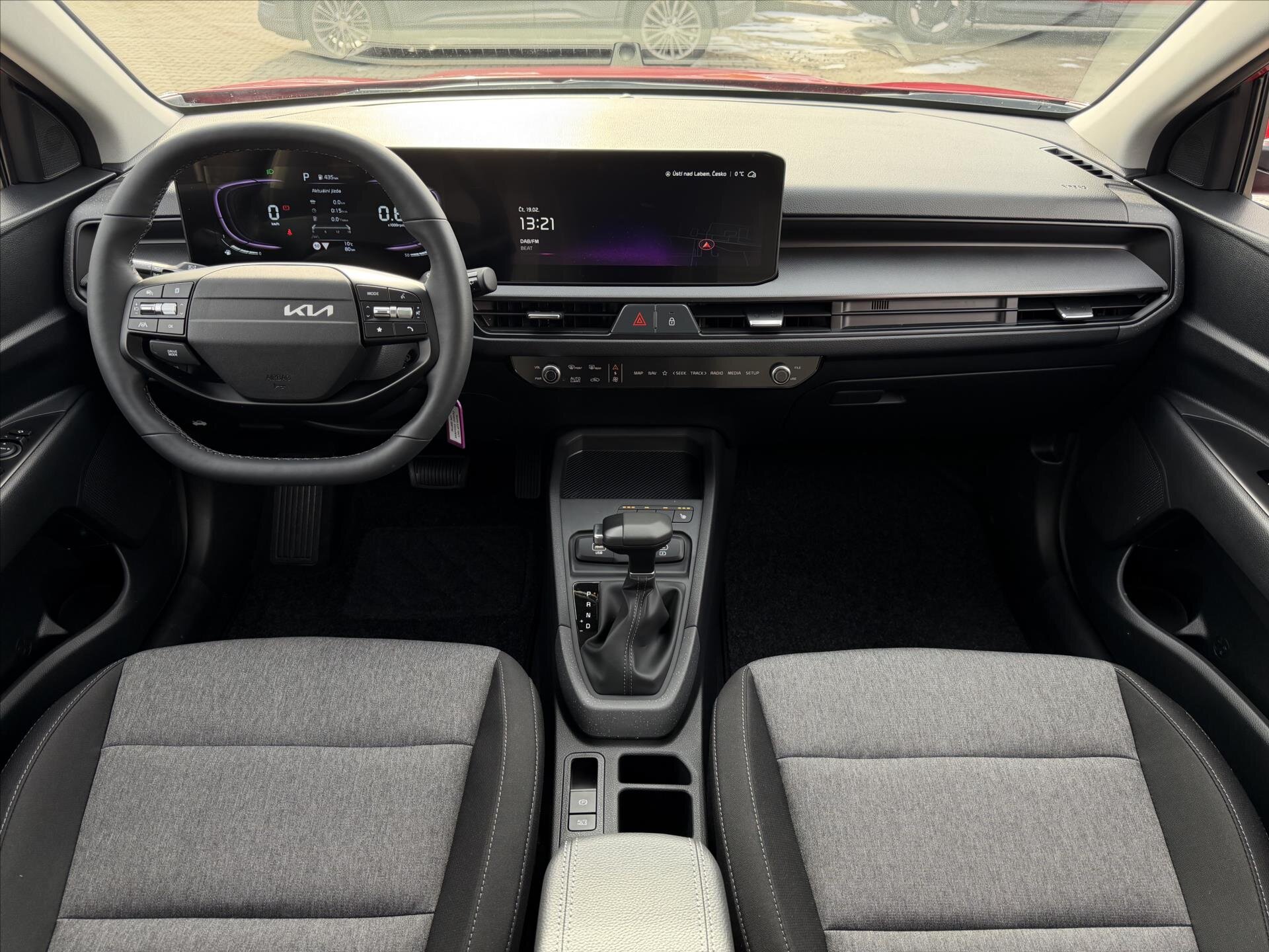 KIA Stonic CUV / Crossover 998,0 74 kw