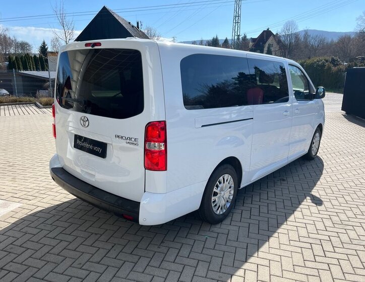 Toyota ProAce Verso VAN / Minibus 2,0 l 106 kw