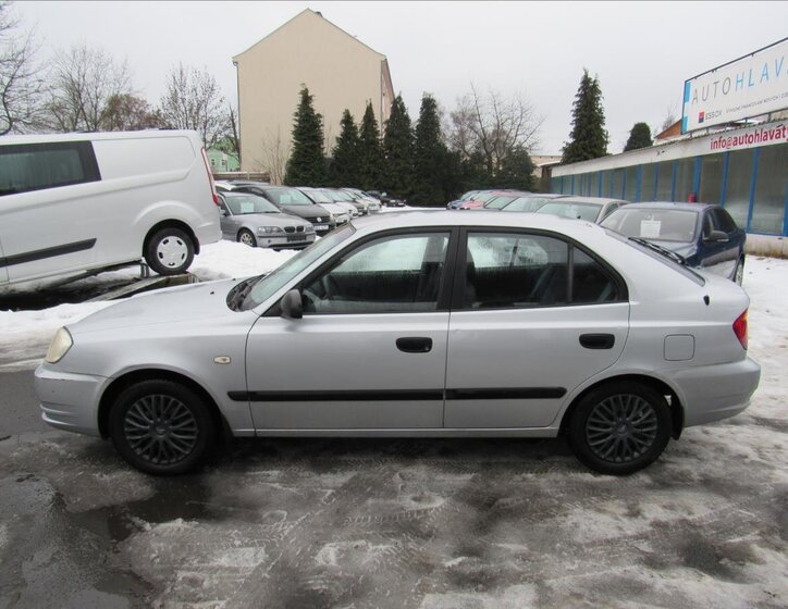 Hyundai Accent Liftback 1,3 l 63 kw