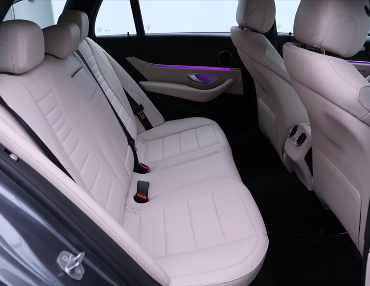 Mercedes-Benz Třídy E Kombi 2,0 l 155 kw