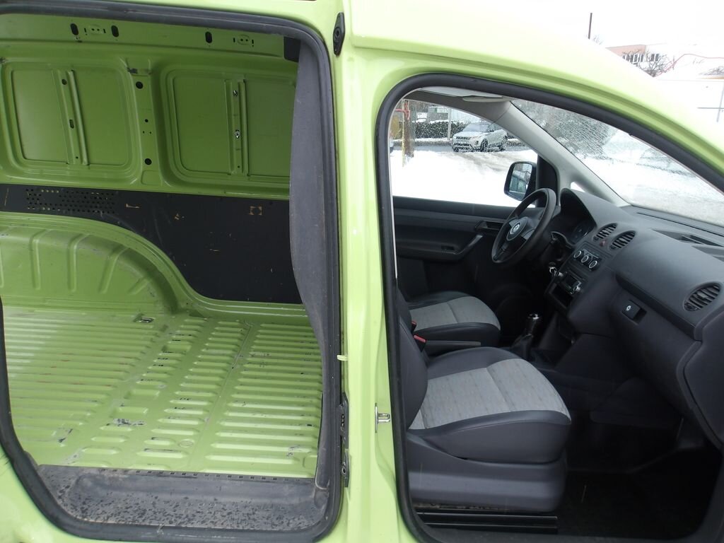 Volkswagen Caddy Skříň 1,6 l 55 kw
