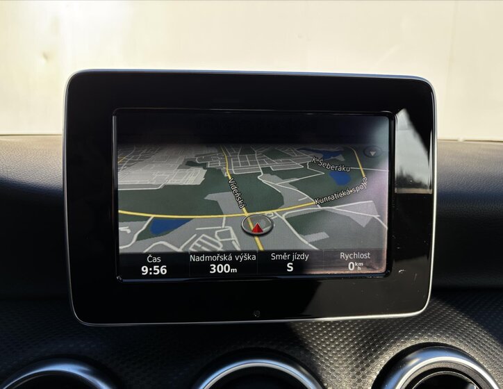 Mercedes-Benz Třídy A Hatchback 1,5 l 80 kw