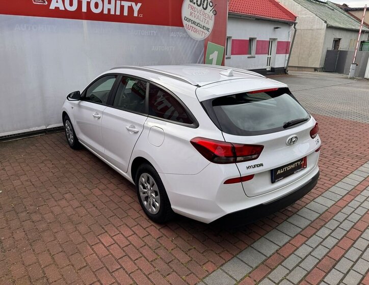 Hyundai i30 Kombi 998,0 88 kw