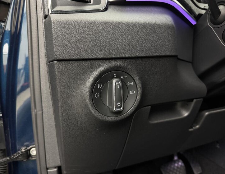 Škoda Karoq SUV 1,5 l 110 kw