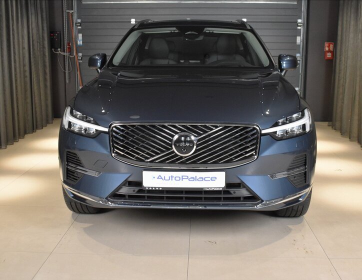 Volvo XC60 SUV / Terénní 2,0 l 257 kw