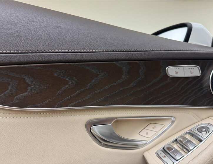 Mercedes-Benz GLC 33