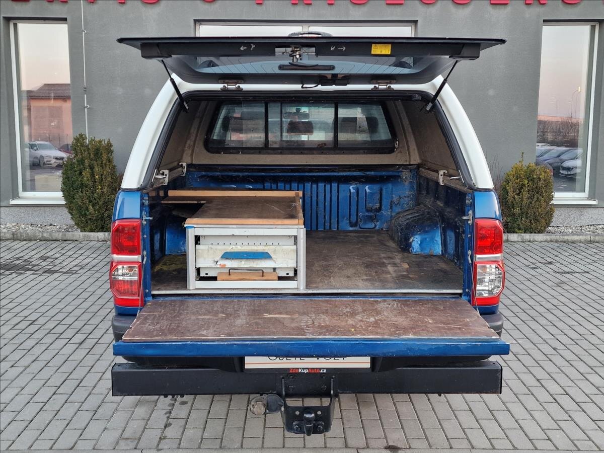 Toyota Hilux Pick-up 2,5 l 106 kw