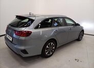 KIA Ceed 4
