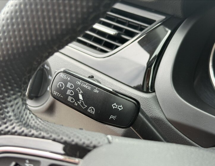 Škoda Rapid Hatchback 999,0 81 kw