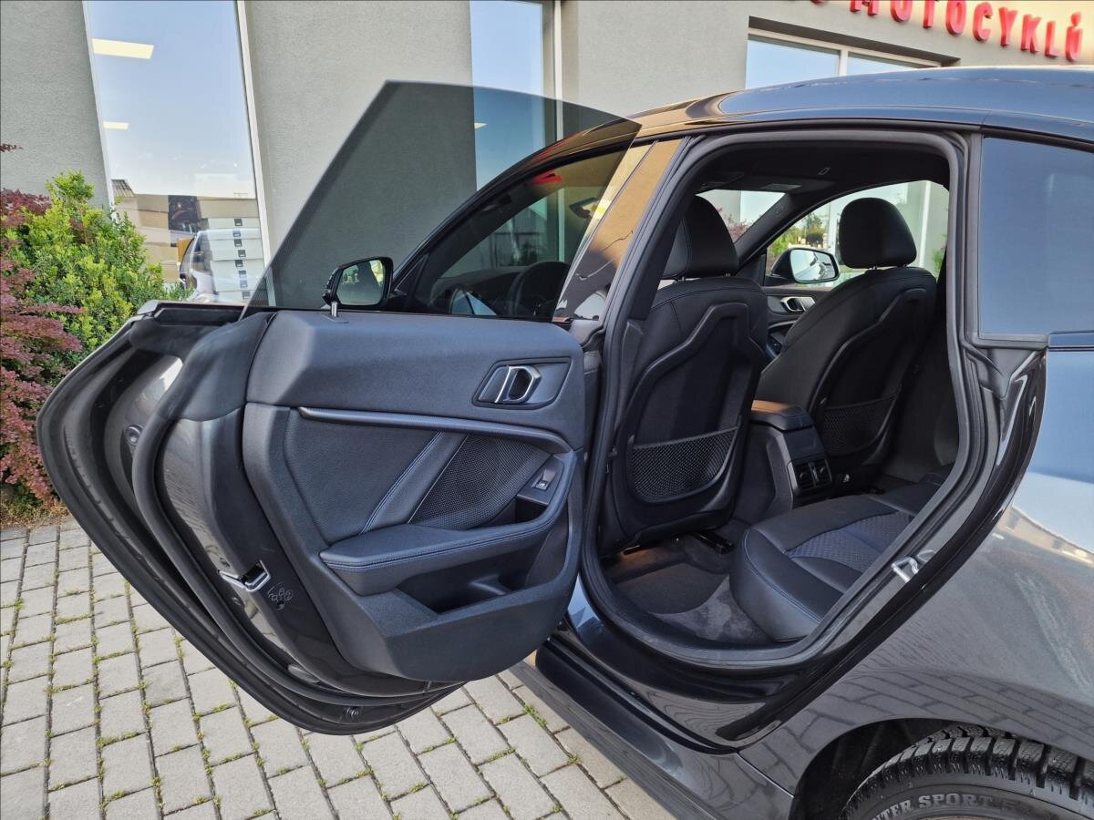 BMW Řada 2 Sedan 2,0 l 110 kw