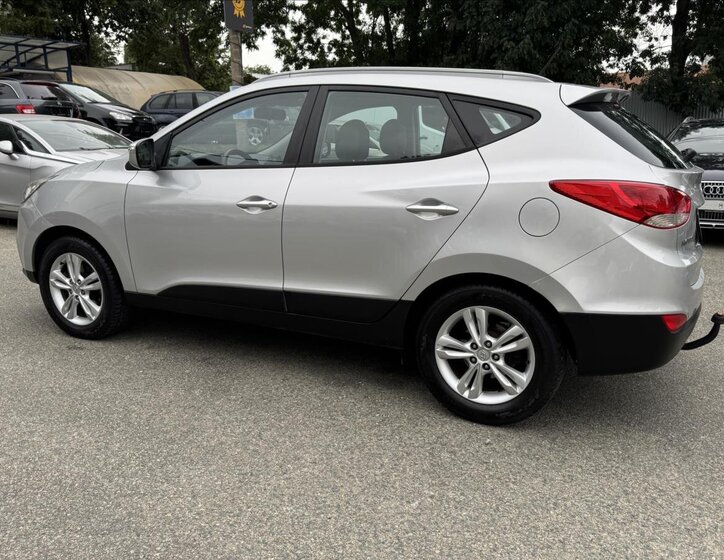 Hyundai ix35 12